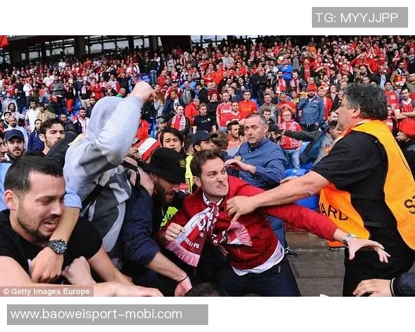 早报：标王报销法老绝杀红军球迷心情复杂难以言表